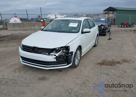 2015 Volkswagen Jetta 1.8T Se from USA, damaged, VIN 3VWD17AJ5FM337135